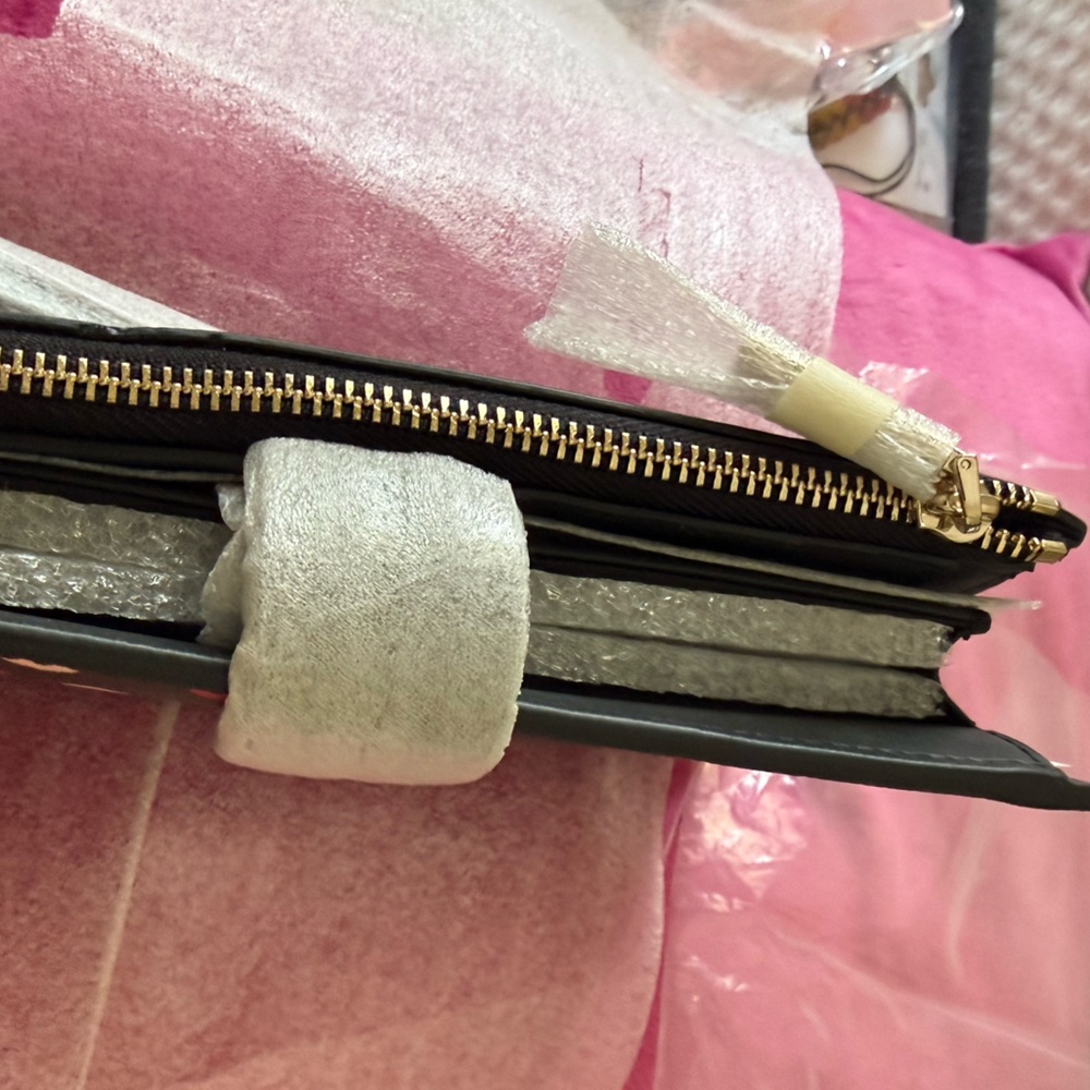 kate spade Staci Phone Wallet Wristlet Black Pink & Cream Dots - Picture 3 of 7